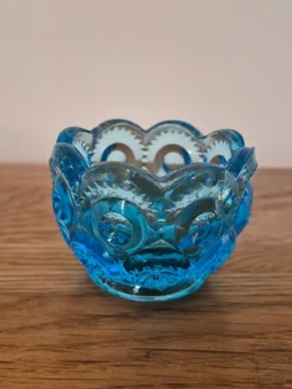 Vintage LE Smith Moon & Star BLUE Glass Open Salt Dip Cellar